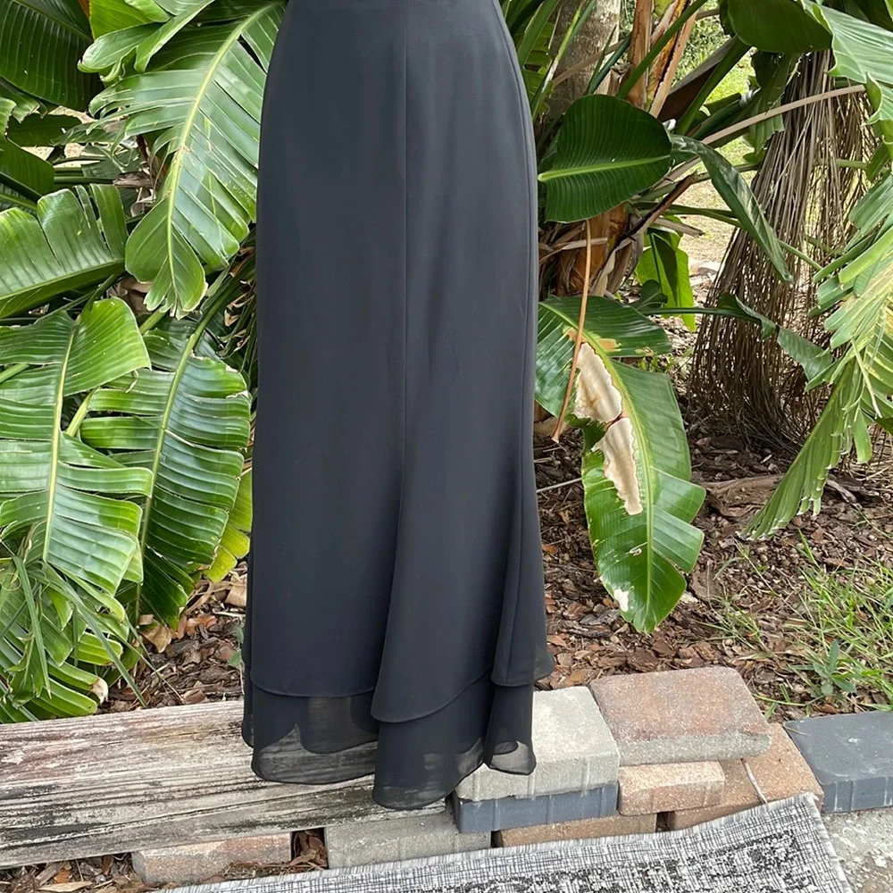 Adrianna Papel trumpet mid axi skirt